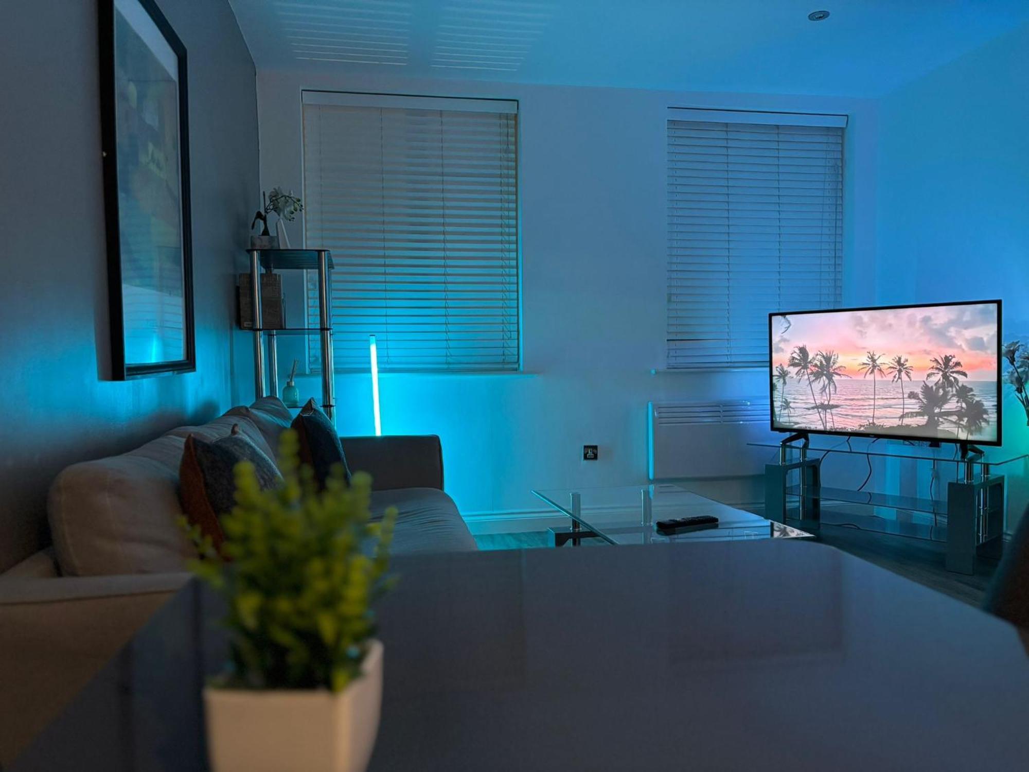 24-7 Secured City Centre Apartments With Free Underground Parking And Wifi Бирмингем Экстерьер фото