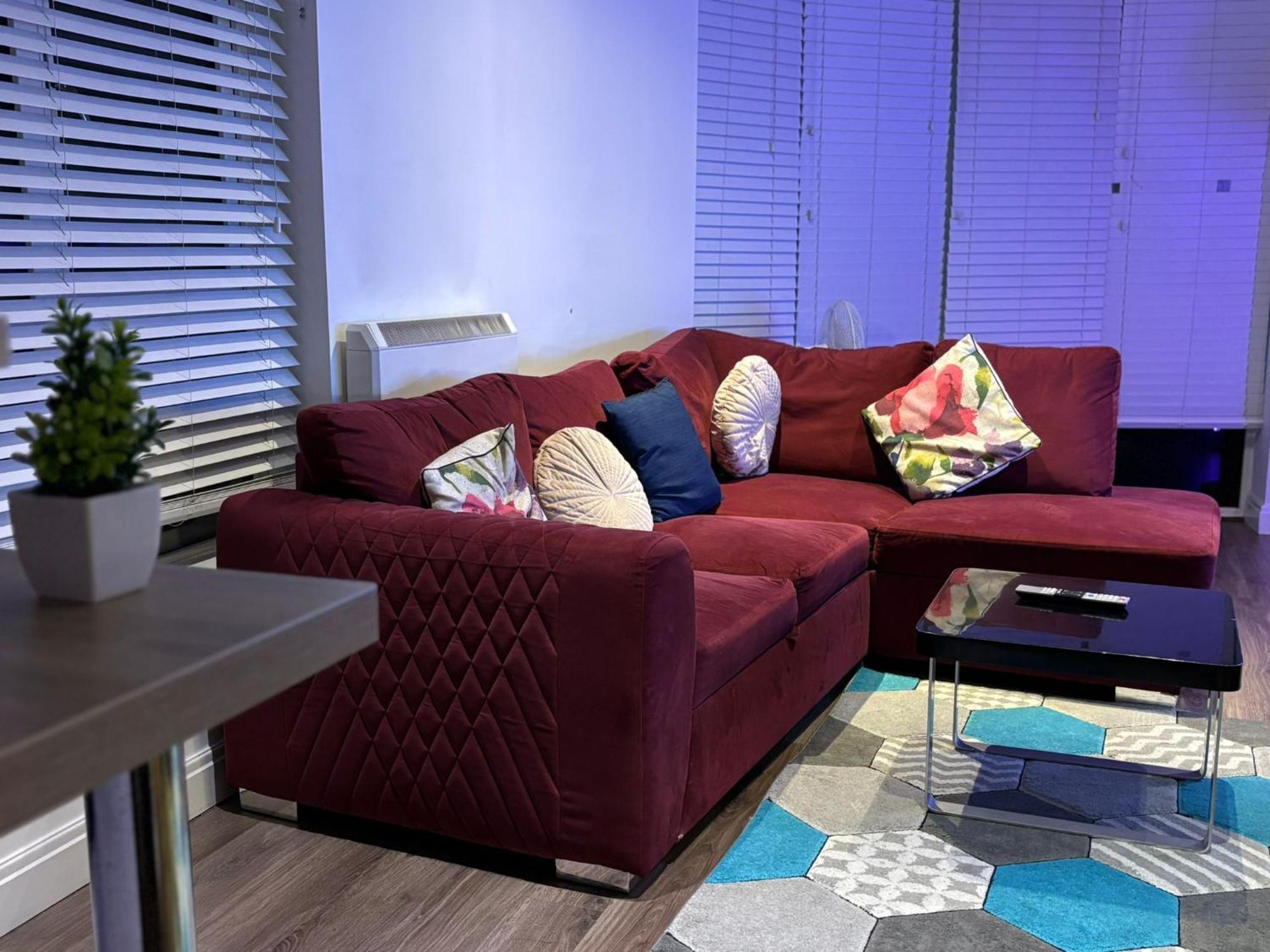 24-7 Secured City Centre Apartments With Free Underground Parking And Wifi Бирмингем Экстерьер фото