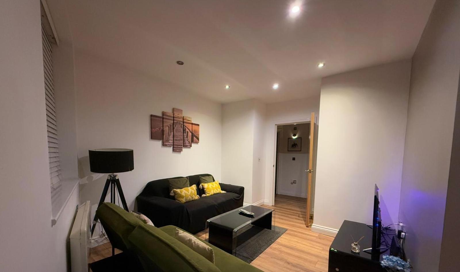 24-7 Secured City Centre Apartments With Free Underground Parking And Wifi Бирмингем Экстерьер фото
