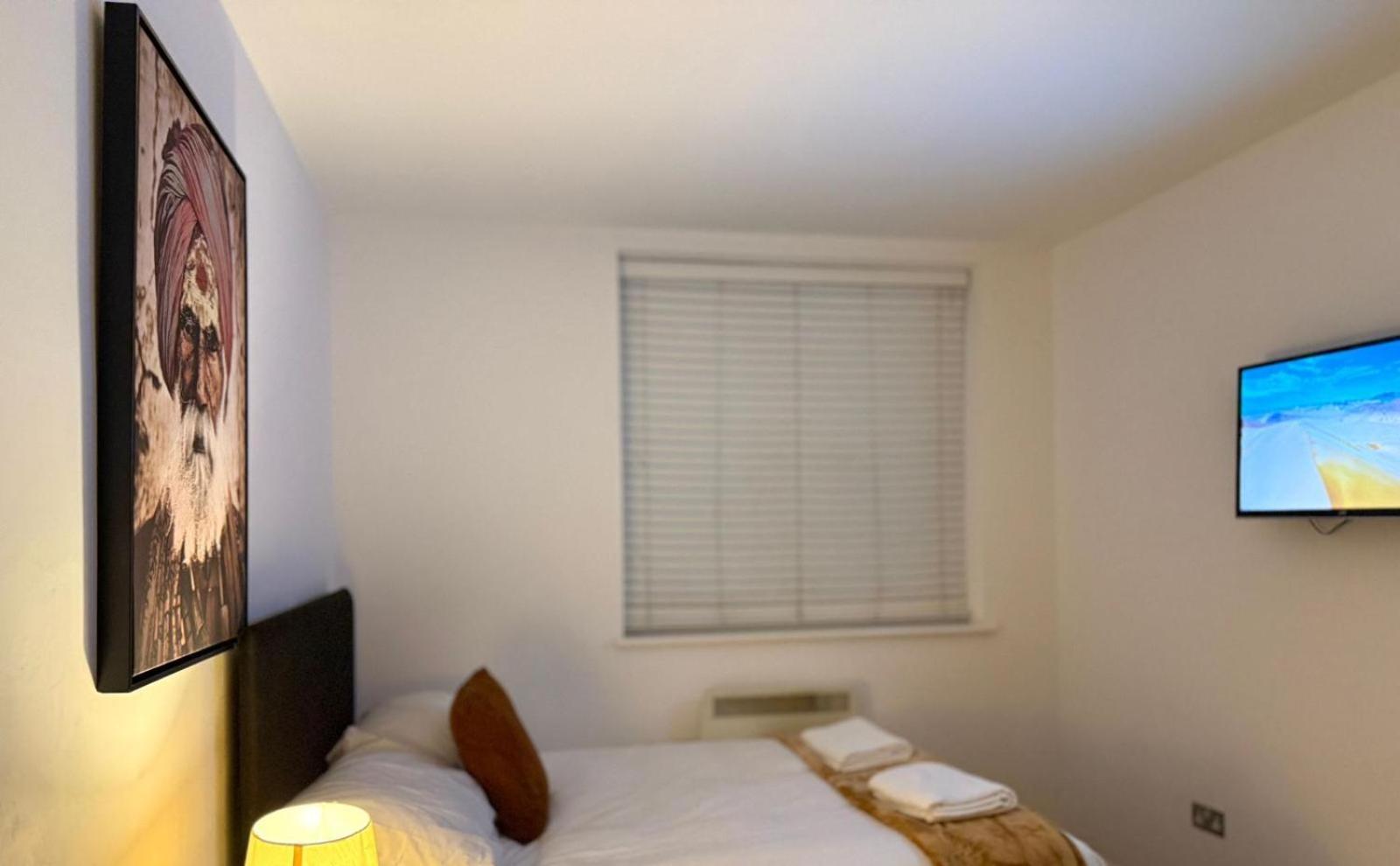 24-7 Secured City Centre Apartments With Free Underground Parking And Wifi Бирмингем Экстерьер фото